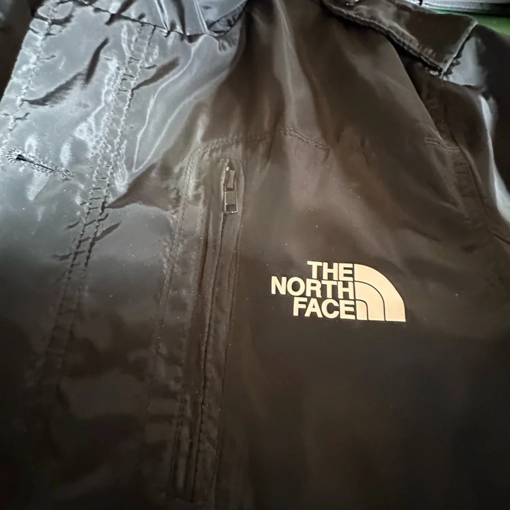 The North Face Men's Black Jacket, Plaid Lining, Lightweight